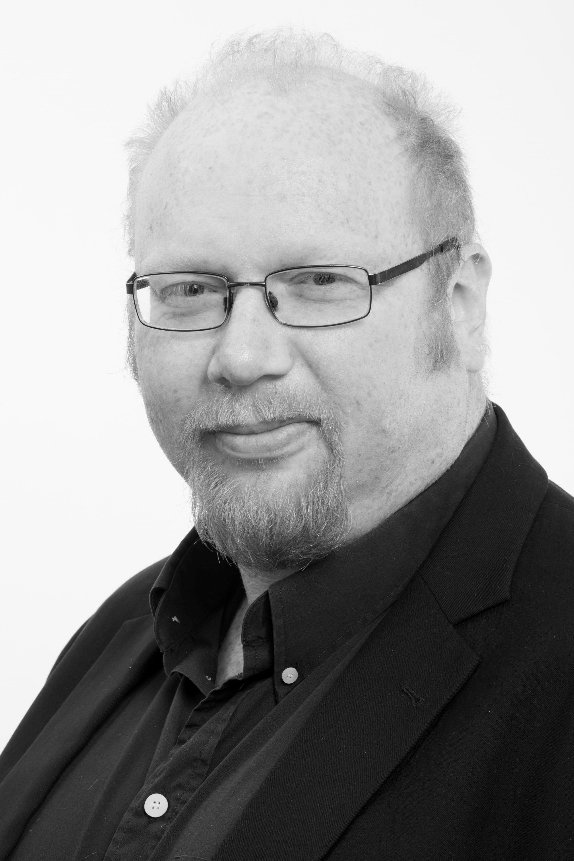 Gwyn Winfield profile pic